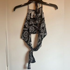 Medium, Beach Cover up Top, Never Worn, Black, Ties around neck + back,  Boho,